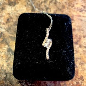 Kay Jewelers Diamond Ever Us Necklace 1/4 Carat White Gold